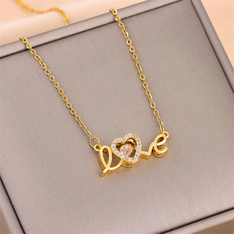 ''Love'' Halskette